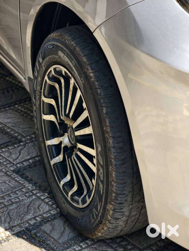 Honda Amaze, 2015, Petrol