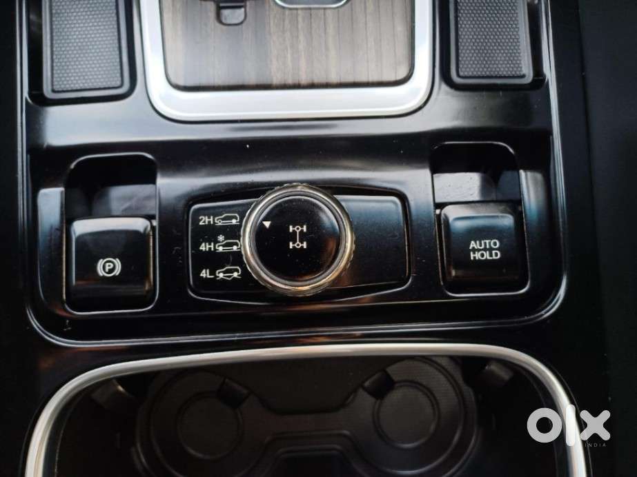 Mahindra Alturas G4 4wd At, 2021, Diesel