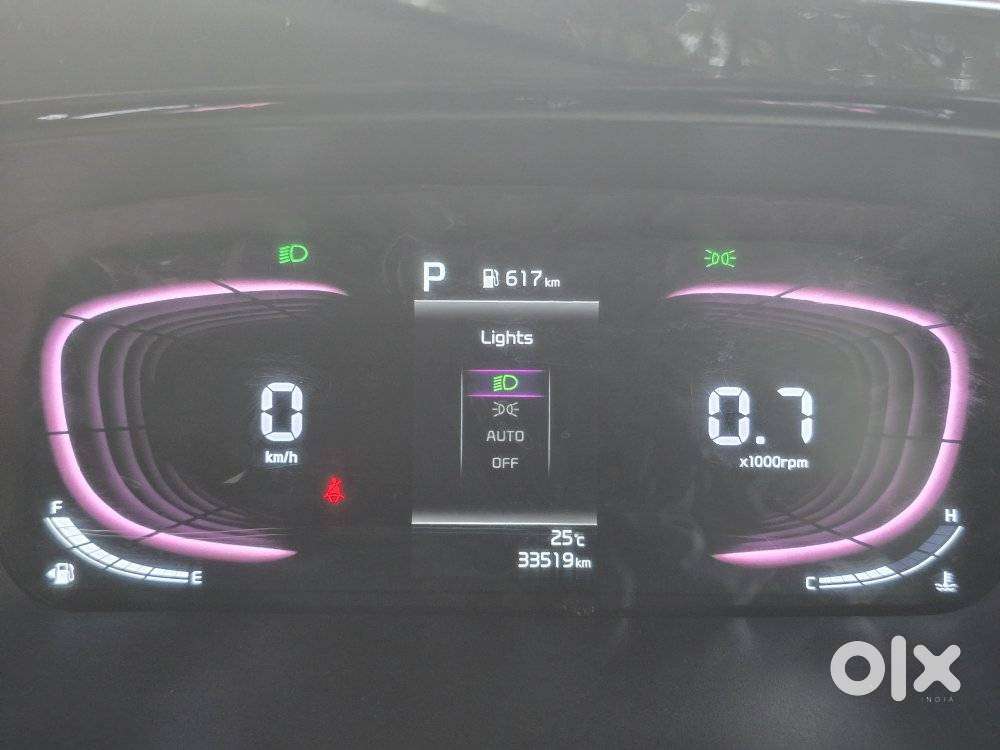 Kia Carens 1.5 Luxury Plus Diesel At 6 Str, 2022, Diesel