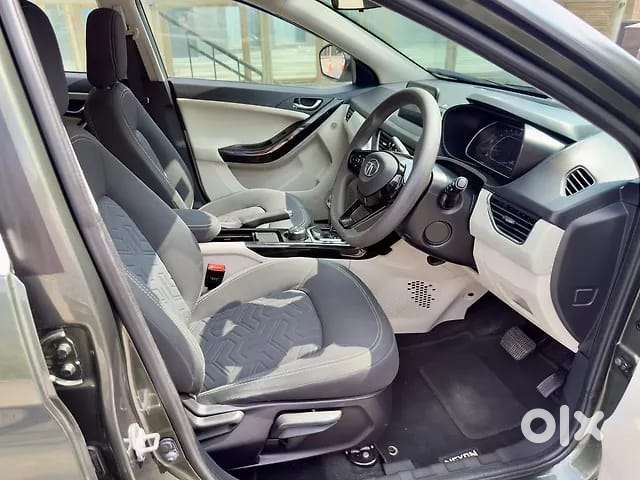 Tata Nexon Amt Xza Plus, 2023, Petrol