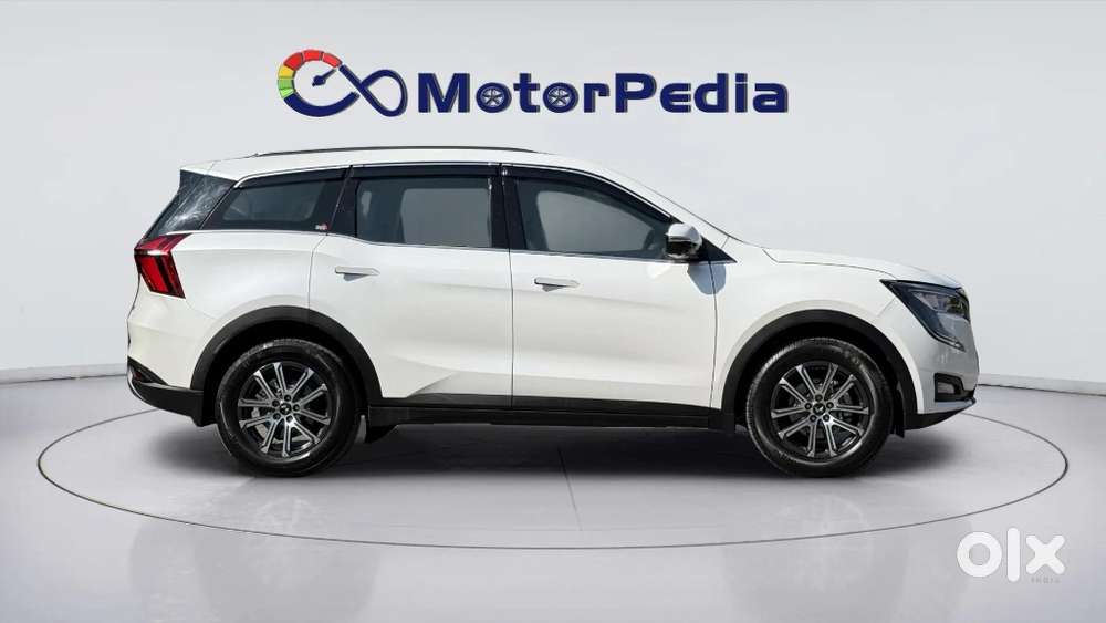 Mahindra Xuv700 2.0 Ax 7 Petrol At Luxury Pack Str, 2025, Petrol