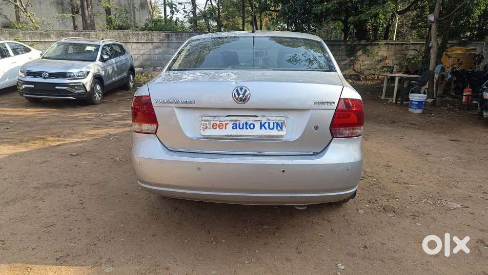 Volkswagen Vento 2010-2013 Petrol Highline, 2012, Petrol