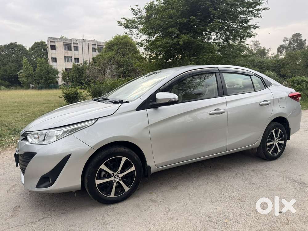 Toyota Yaris G Cvt, 2021, Petrol