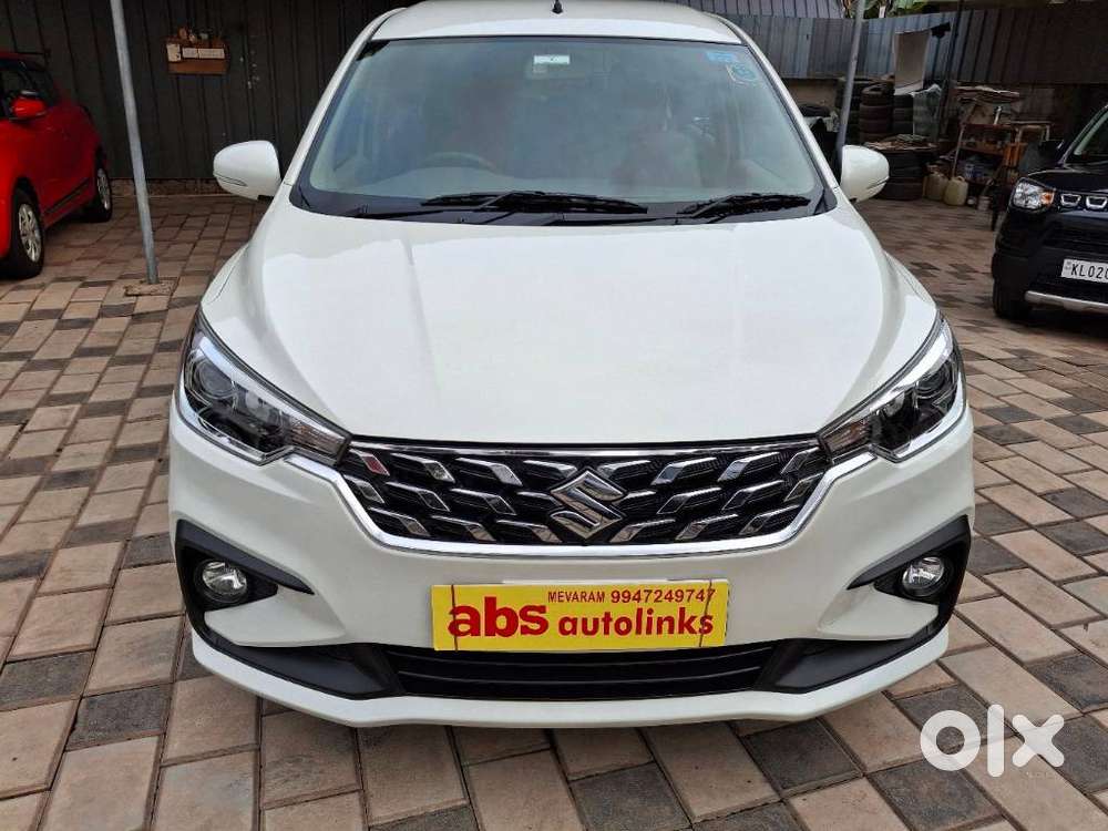 Maruti Suzuki Ertiga Vxi At Petrol, 2022, Petrol