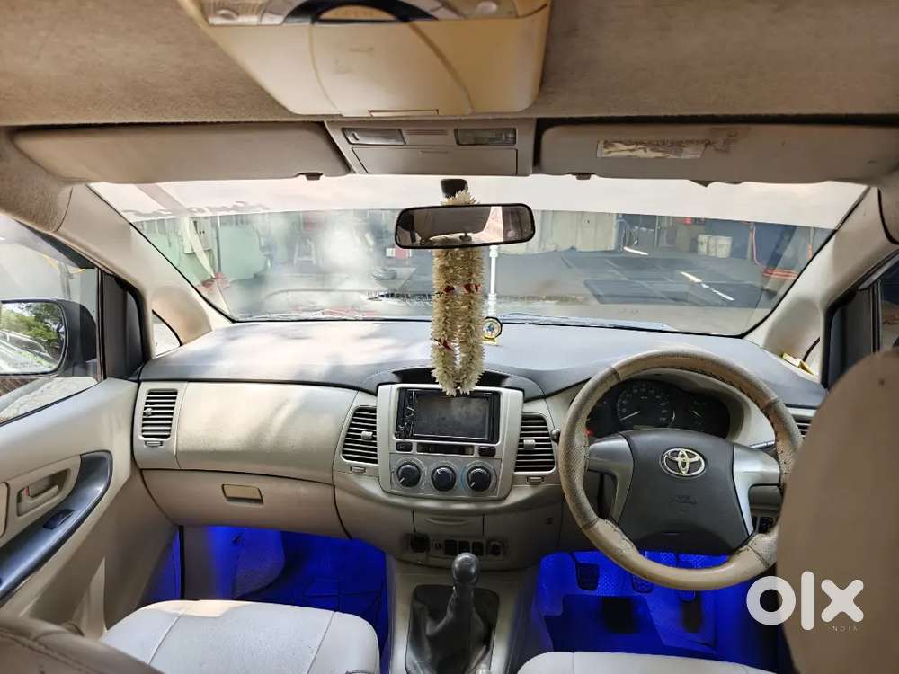 Toyota Innova 2014 Diesel Well Maintained