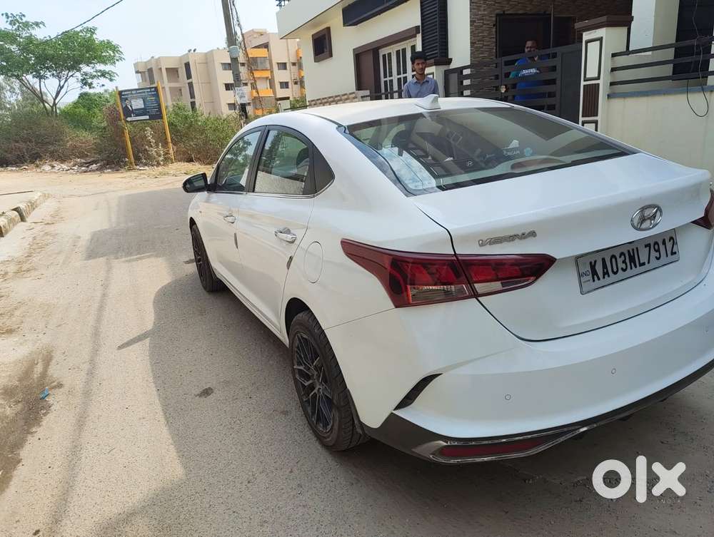 Hyundai Verna Sx 1.5 Petrol Ivt, 2022, Petrol