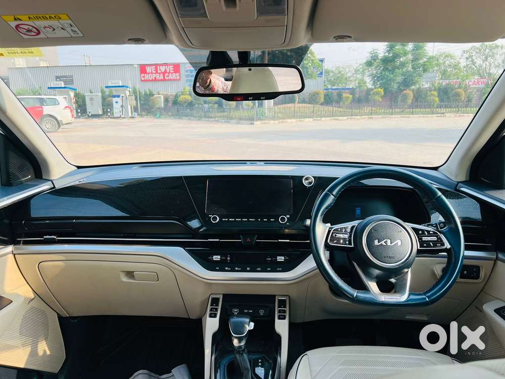 Kia Carens Luxury (o)1.5 Diesel At 7 Str, 2023, Diesel