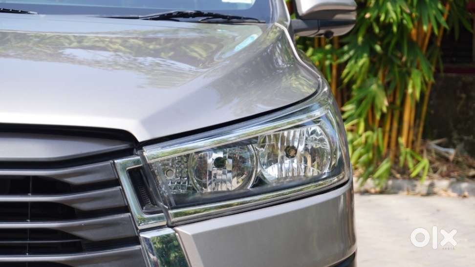 Toyota Innova Crysta [2020-ongoing] 2.4 Gx At 8 Str, 2021, Petrol