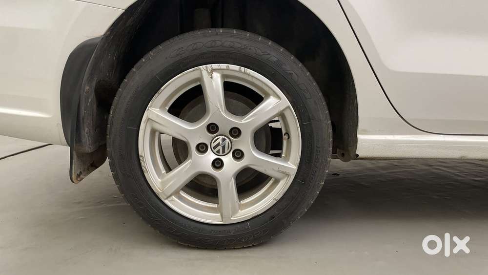Volkswagen Vento 2010-2013 Petrol Highline, 2013, Petrol