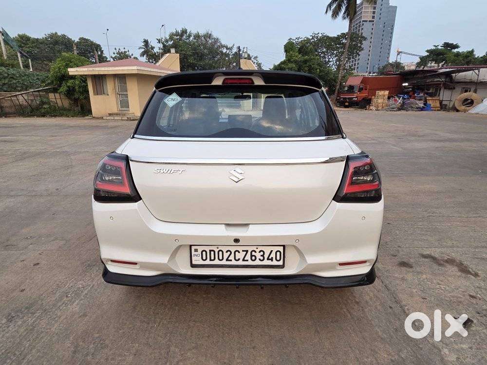 Maruti Suzuki Swift Vxi Optional, 2025, Cng & Hybrids