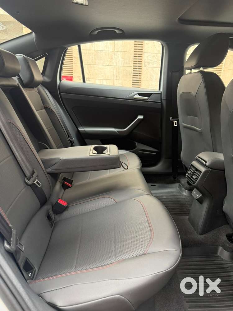 Volkswagen Virtus 1.5 Gt Plus 2024 Top Model (silver Color)