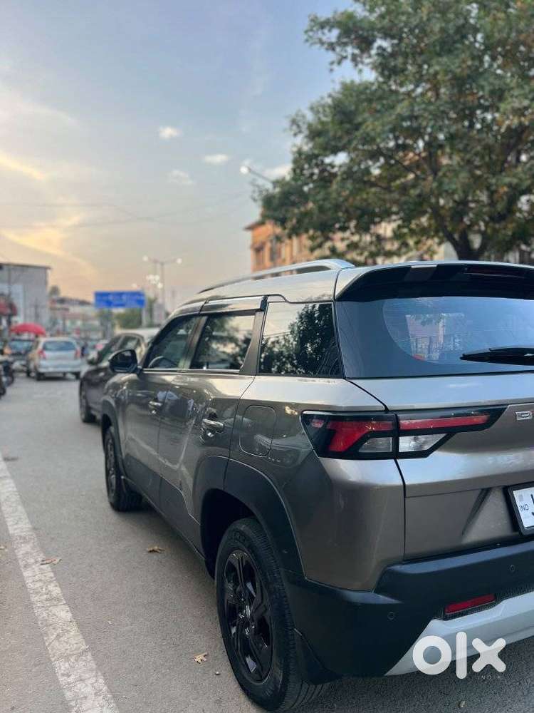 Maruti Suzuki Brezza 1.5 Zxi Plus Smart Hybrid, 2024, Petrol