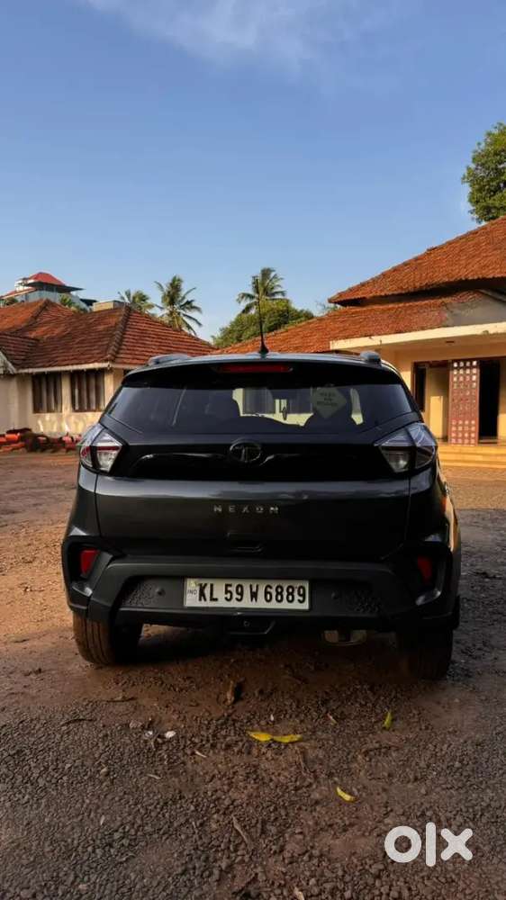 Tata Nexon Revotron Petrol 2021