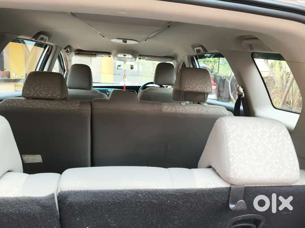 Mahindra Marazzo 2022 Diesel 34000 Km Driven