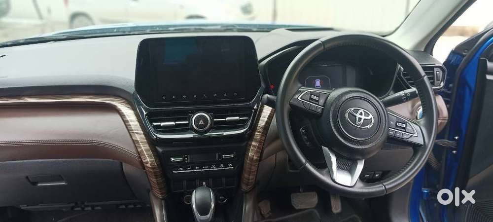 Toyota Urban Cruiser Hyryder 1.5 V Hybrid, 2025, Petrol