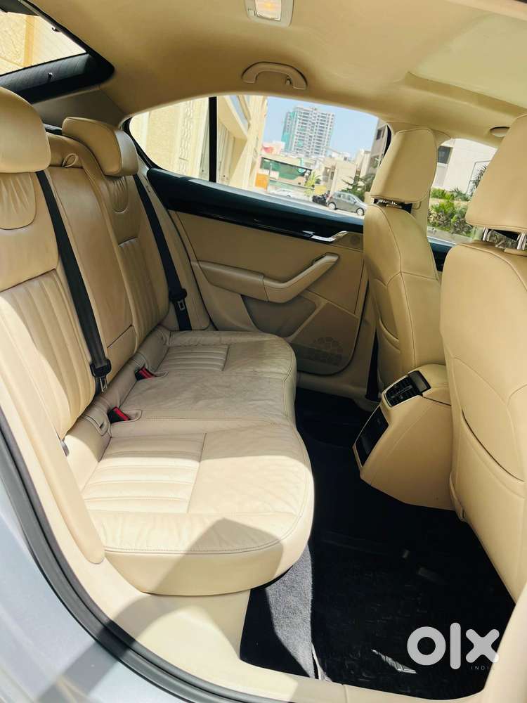 Skoda Octavia 1.8 Tsi At L K, 2018, Petrol