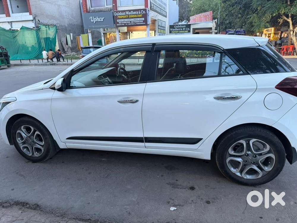 Hyundai I20 2018 Diesel 68000 Km Driven