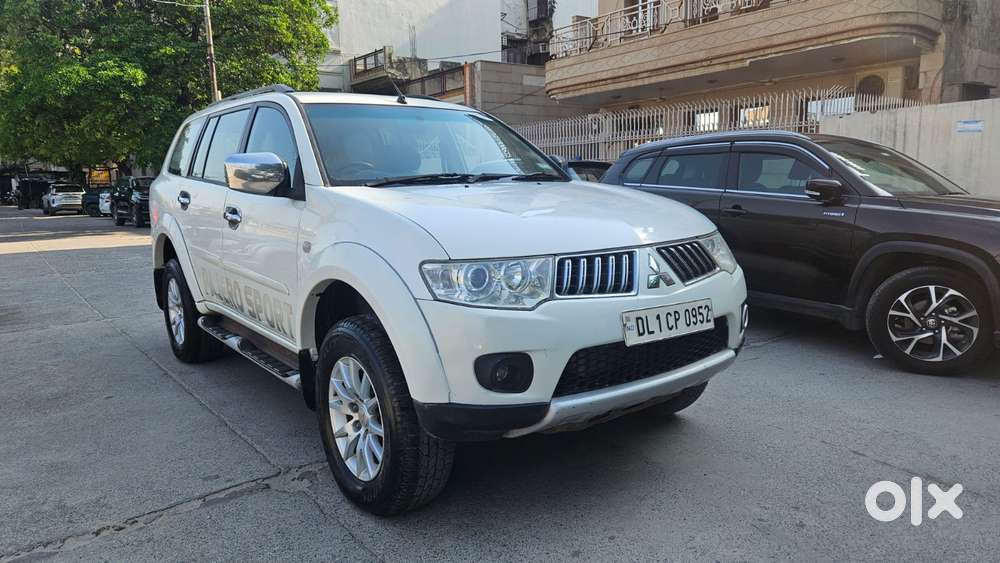 Mitsubishi Pajero Sport 2.5 Manual, 2012, Diesel