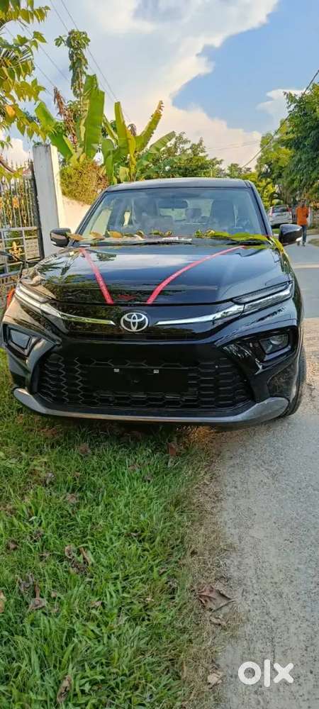 Toyota Urban Cruiser Hyryder 2024 Petrol 5000 Km Driven