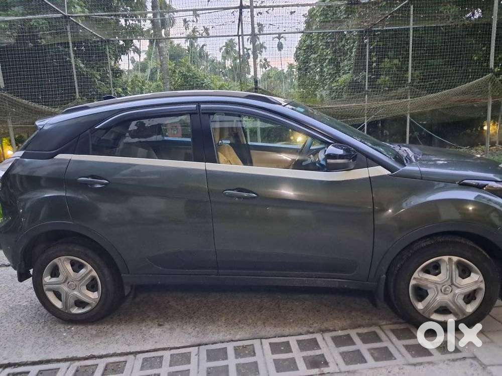 Tata Nexon 1.2 Revotron Xz Plus Dual Tone Roof, 2021, Petrol
