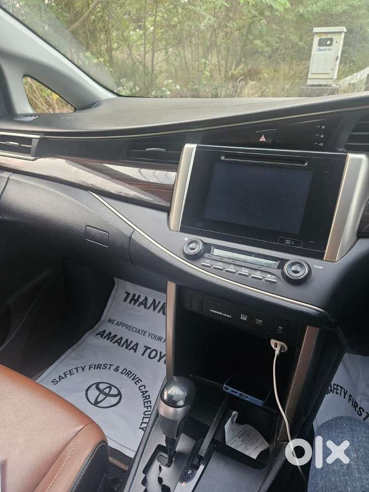 Toyota Innova Crysta 2016 2.8z Automatic