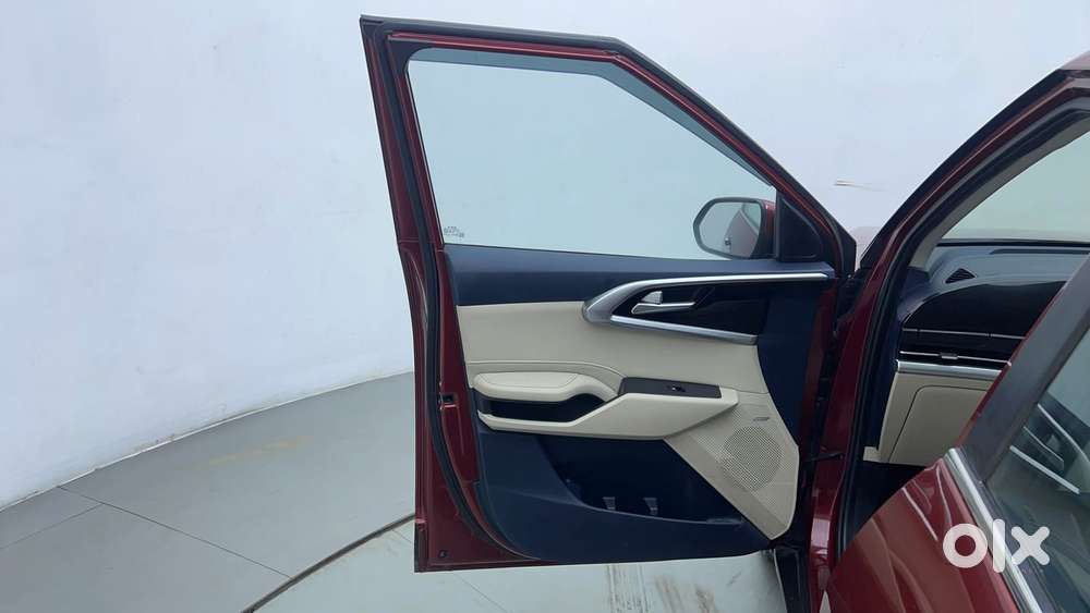 Kia Carens 1.4 Luxury Plus 6 Str, 2022, Petrol