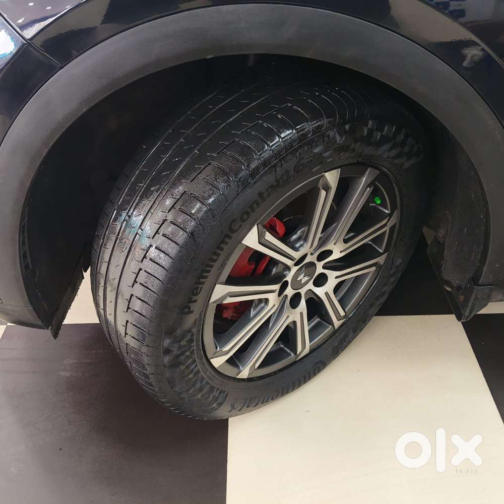 Mahindra Xuv700 2.2 Ax 7 Diesel Mt Luxury Pack Str, 2023, Diesel