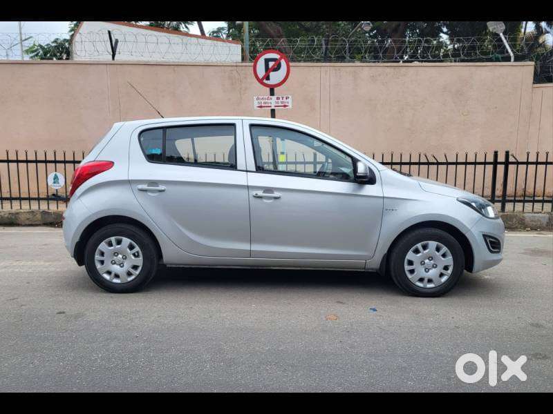 Hyundai I20 Magna 1.2 Mt, 2012, Petrol