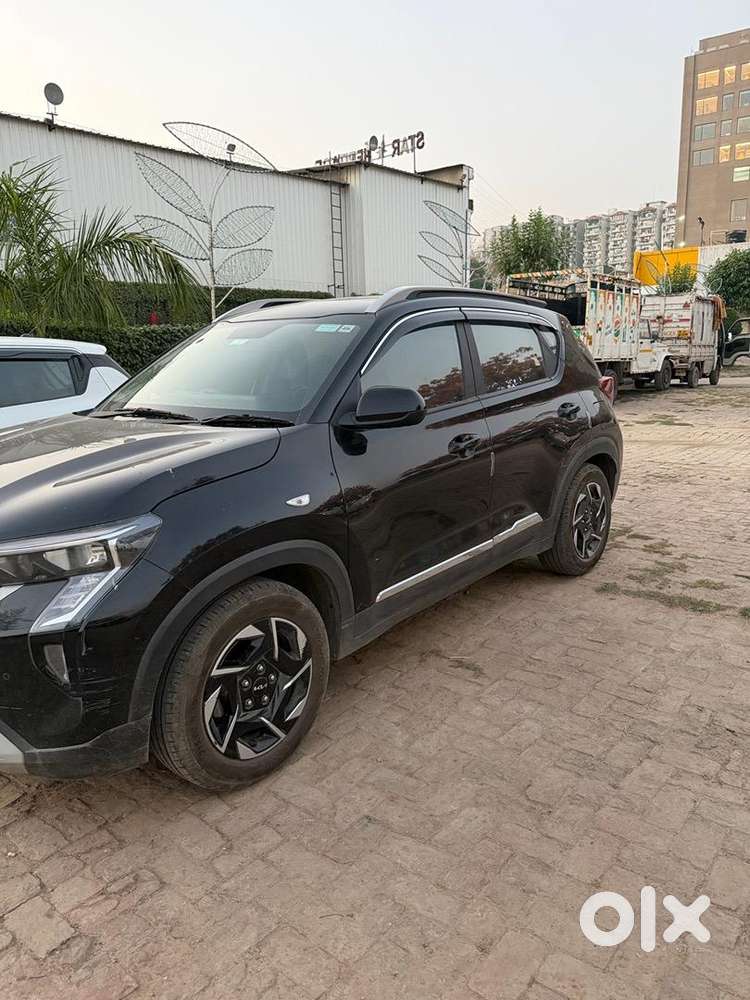 Kia Sonet 2024 Petrol Well Maintained