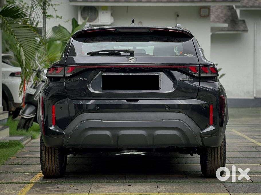 Maruti Suzuki Fronx Alpha 1.0l Turbo 6 At, 2023, Petrol