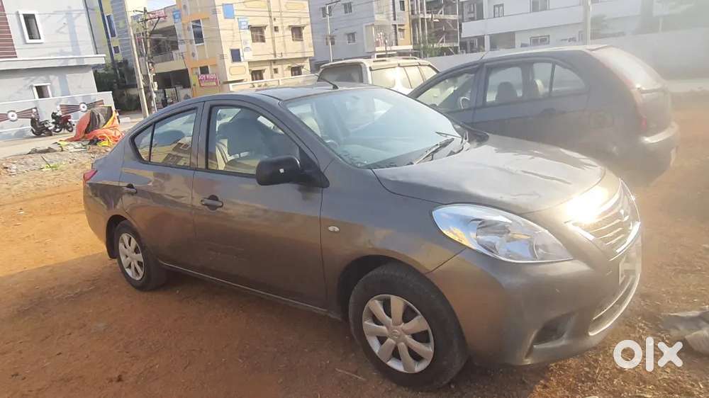 Nissan Sunny Is For Sale