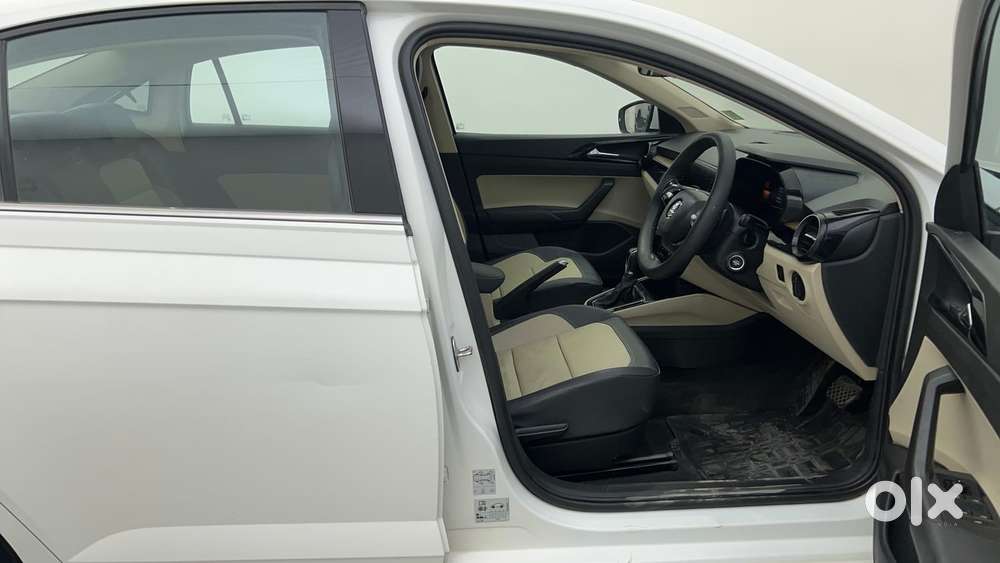 Skoda Slavia Style 1.5l Tsi Dsg, 2022, Petrol