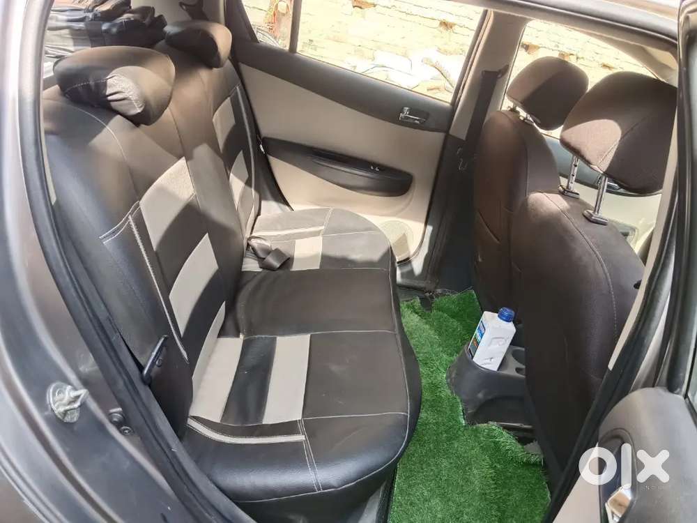 Hyundai I20 2013 Diesel 940000 Km Driven