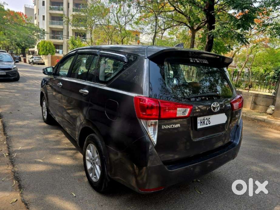 Toyota Innova Crysta 2.4 V 7 Str, 2016, Diesel