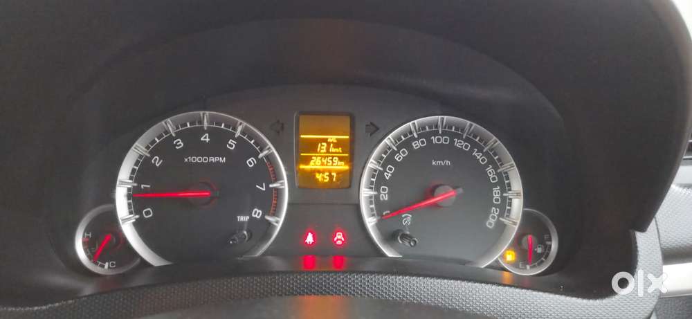 Maruti Suzuki Swift Vxi Abs Bsiv, 2015, Petrol