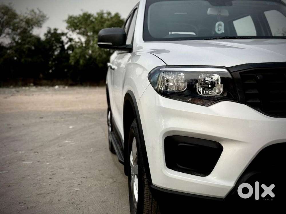 Mahindra Scorpio-n 2.0 Z2 Petrol Mt 7 Str, 2025, Petrol