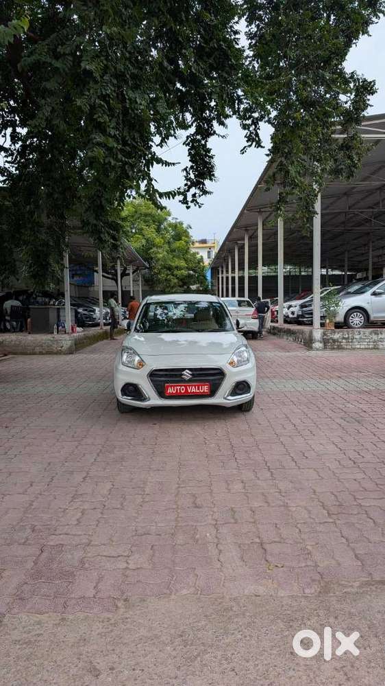 Maruti Suzuki Dzire 1.2 Vxi, 2024, Petrol
