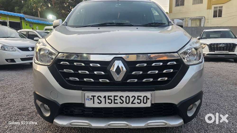 Renault Lodgy Stepway Edition 8 Seater, 2016, Diesel