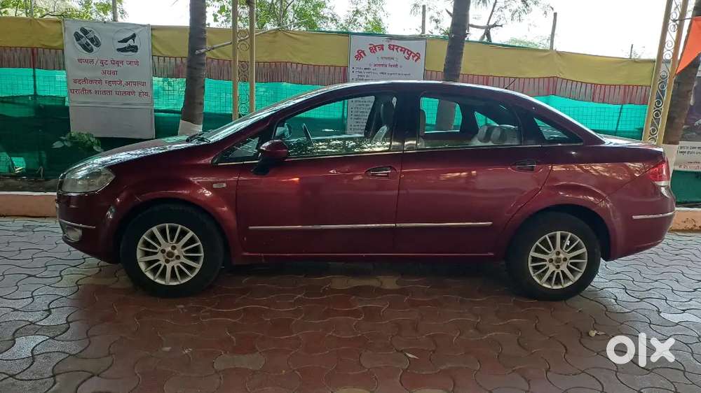 Fiat Linea Emotion 2009 Car