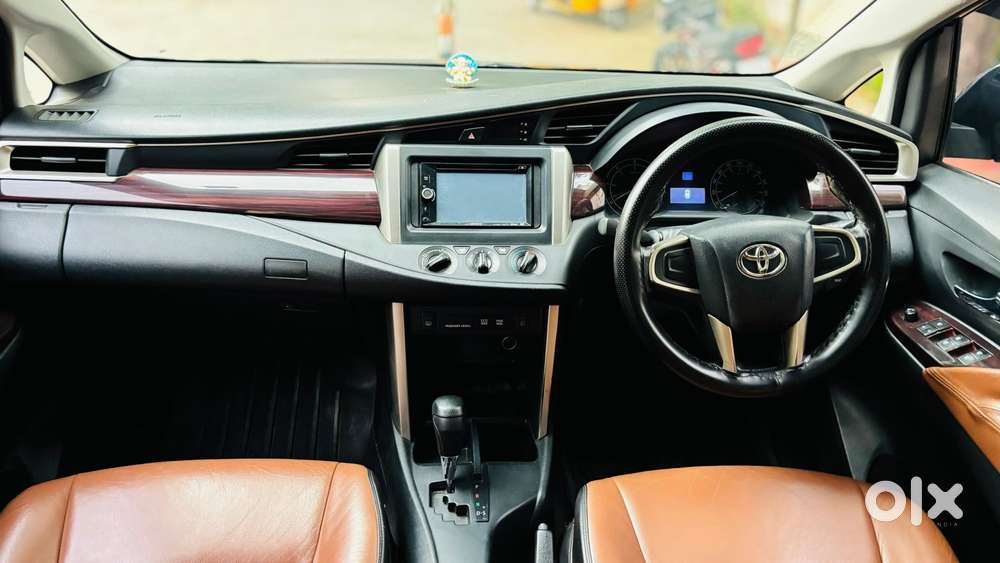 Toyota Innova Crysta 2.8 Gx At 7 Str, 2017, Diesel