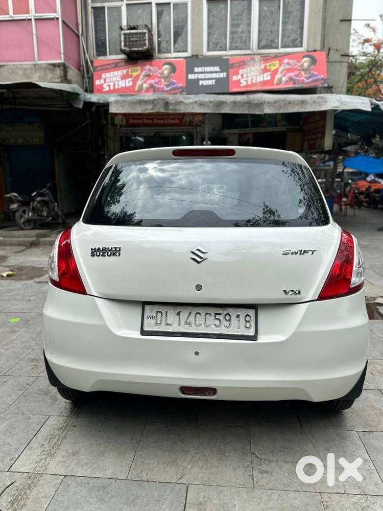 Maruti Suzuki Swift Vxi + Manual, 2016, Petrol