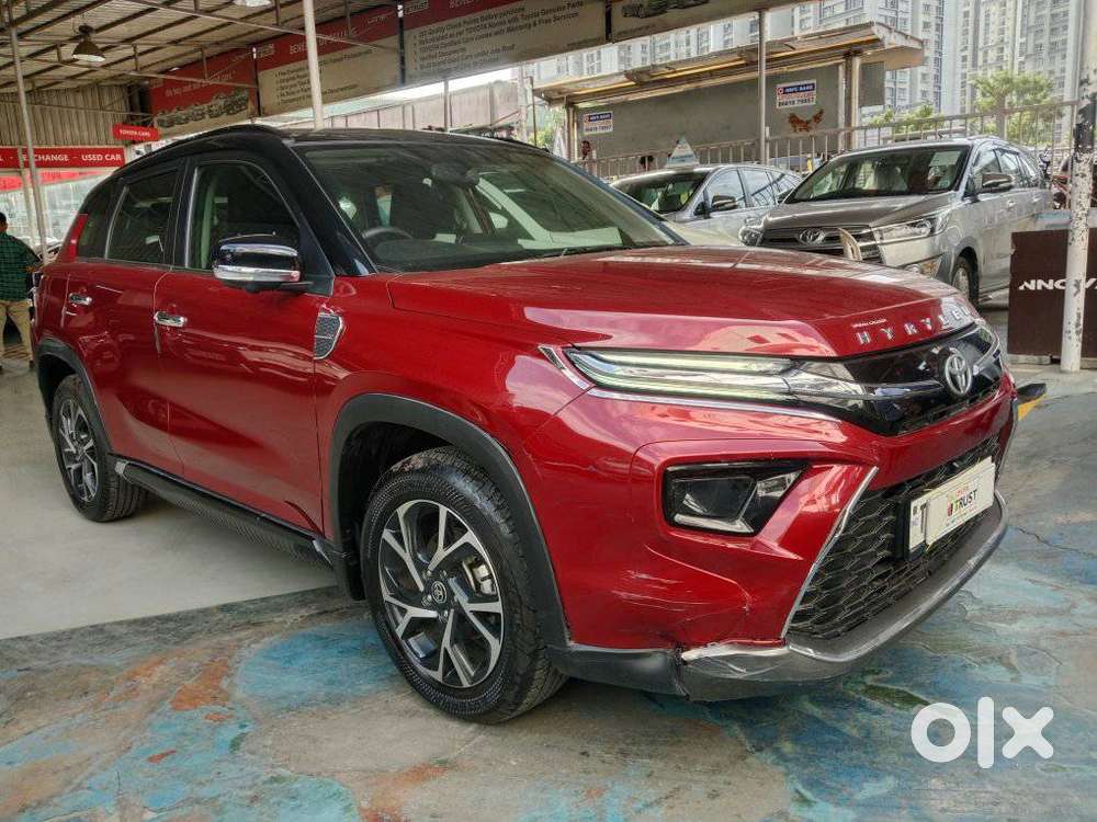 Toyota Urban Cruiser Hyryder, 2025, Petrol