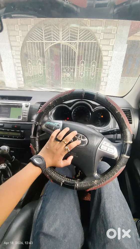 Toyota Fortuner 2015 Diesel 120000 Km Driven