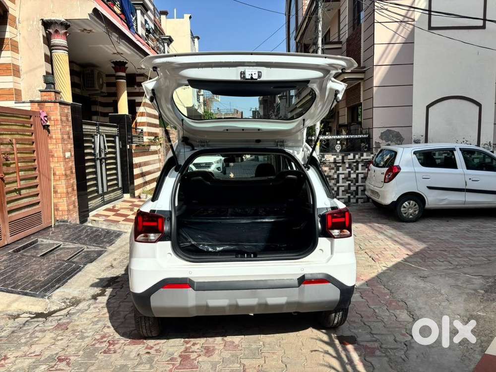 Hyundai Exter 2026 Petrol 1600 Km Driven