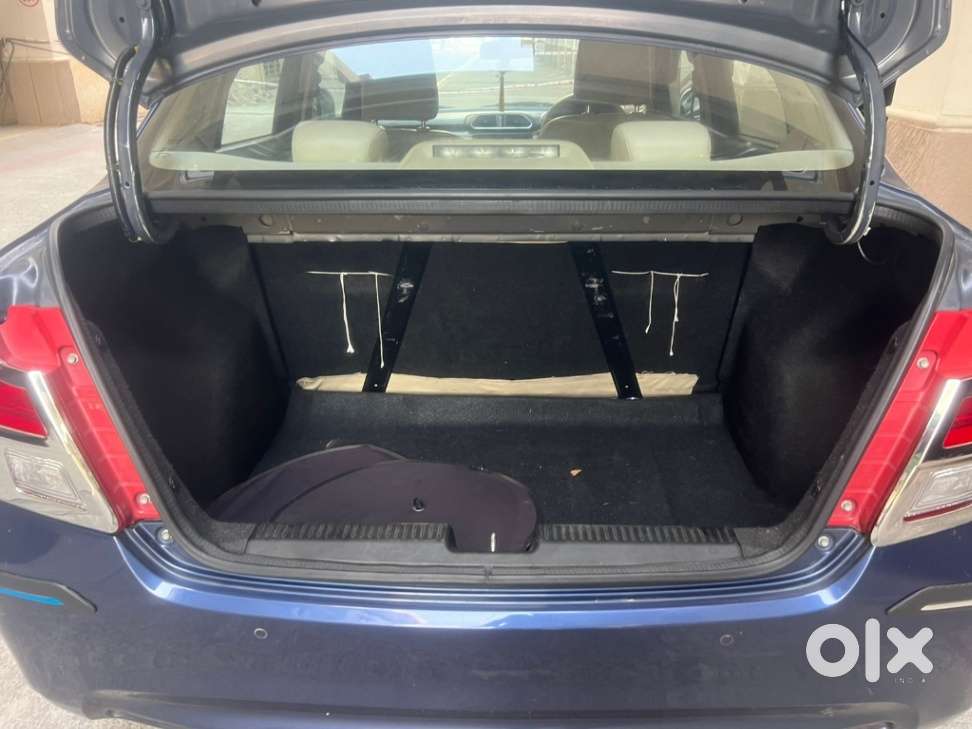 Maruti Suzuki Swift Dzire Vxi(o) Mt, 2022, Petrol