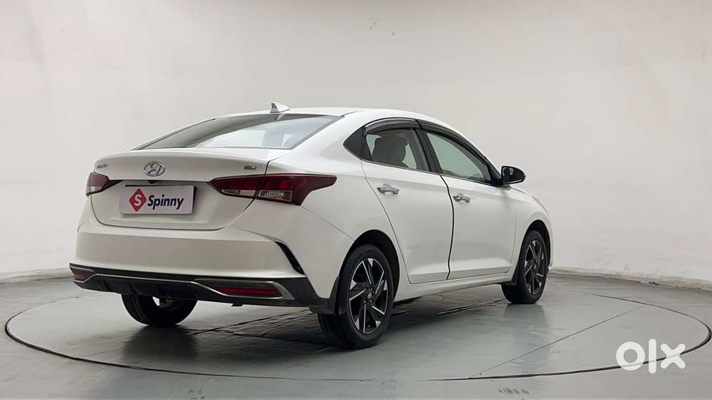 Hyundai Verna 1.5 Sx (o) Vtvt Ivt, 2021, Petrol