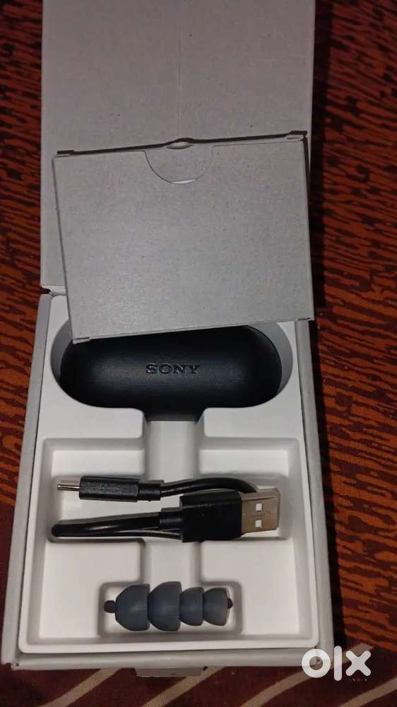 Sony company headphone new pack no use