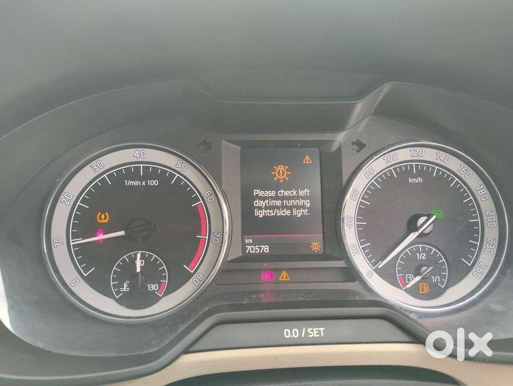 Skoda Octavia Elegance 1.8 Tsi At, 2018, Petrol