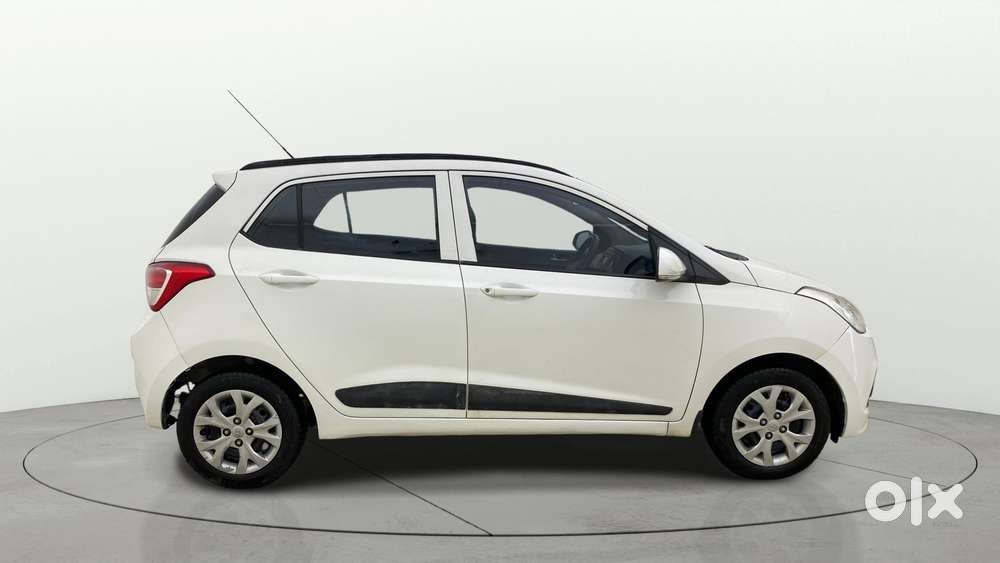 Hyundai Grand I10 Sportz 1.2 Kappa Vtvt, 2015, Petrol