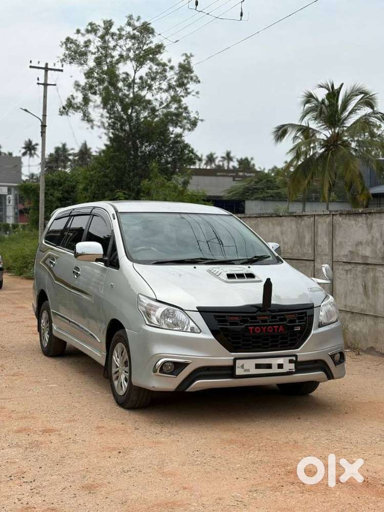 Toyota Innova 2.5 G (diesel) 8 Seater, 2014, Diesel